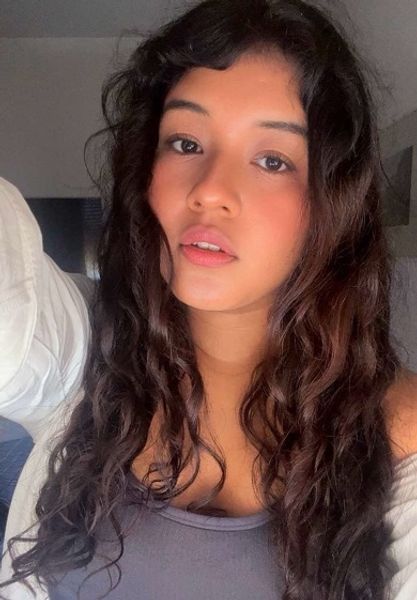 A FlirtifyCam community member ready for a conversation